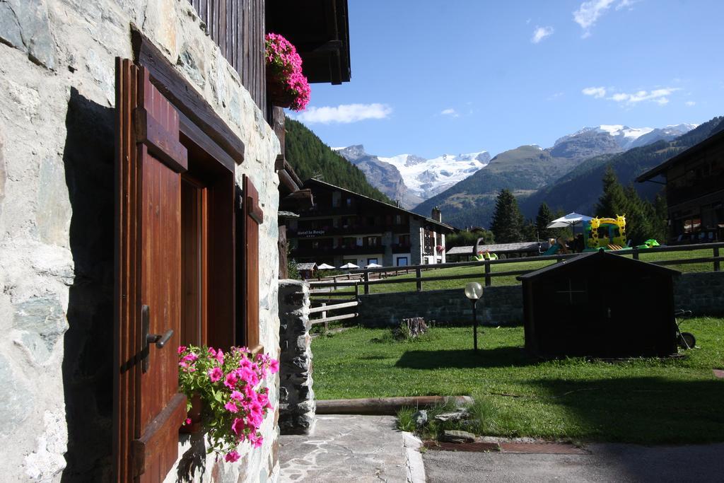 Residence Les Coupoles Champoluc Quarto foto